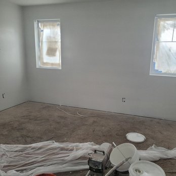 QLC Construction - a room that is being painted - General Contractors Near Me QLC Construction - a room that is being painted - General Contractors Near Me