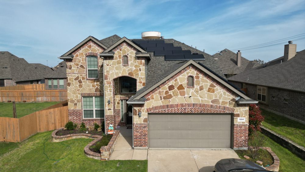 Slide of Four G Roofing