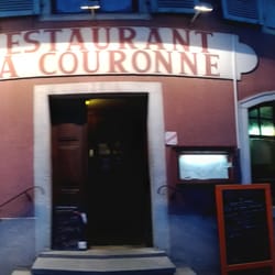 La Couronne - The outside is nothing much to look at. But they have parking which was an unexpected bonus.