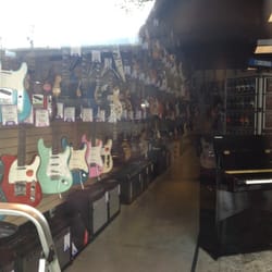 Gama Music - Instrumentos musicales.