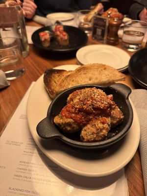 Beatrix Loop by null