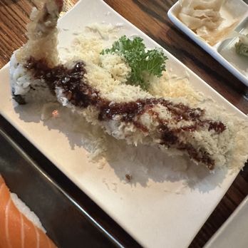 Aka Sushi House - Crunchy shrimp roll - Japanese Near Me - Houston, Texas