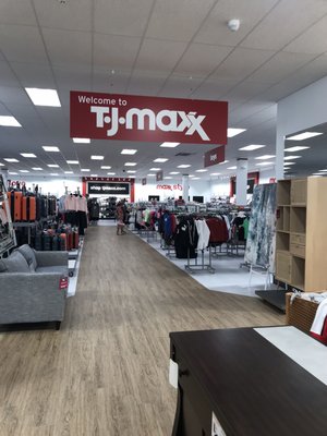 TJ MAXX - Updated October 2025 - 16 Photos & 19 Reviews - 296 Mishawum