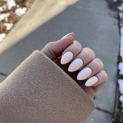 Cindy's Nails - Almond-shaped Apres Gel-X Set