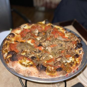 LouEddie's Pizza - Loueddies Special pizza - Pizza Near Me - Skyforest, California