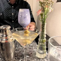 Martinis Bistro - Dirty martini and Elsa Mocktail