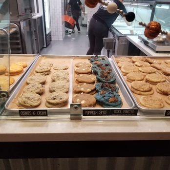 The Baked Bear - Ice Cream & Frozen Yogurt Near Me - Encinitas, California