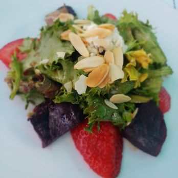 Dinner for Two - Beet and strawberry salad - Steakhouses Near Me - Santa Fe, New Mexico
