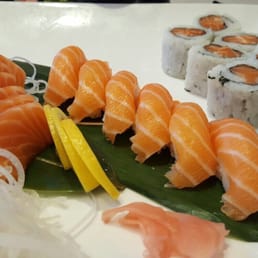 Salmon lover set ($18) includes garden salad and miso soup! Salmon lover set ($18) includes garden salad and miso soup!