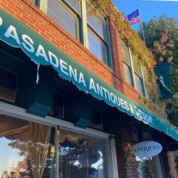Galerie Sommerlath - Galerie Sommerlath's new location at Pasadena Antiques and Design.
