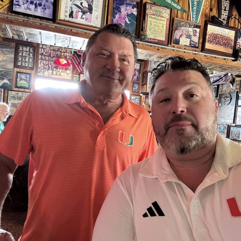 Duffy's Tavern - Catching up with Coach O - Bars Near Me - Miami, Florida Duffy's Tavern - Catching up with Coach O - Bars Near Me - Miami, Florida