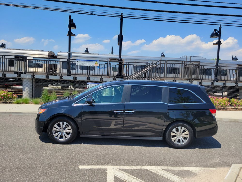 FARMINGDALE TAXI AND AIRPORT SERVICE Updated September 2024 98