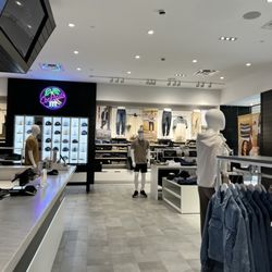 TravisMathew