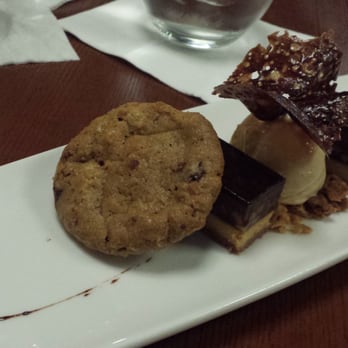 MW Restaurant - MW candy bar - New American Near Me - Honolulu, Hawaii