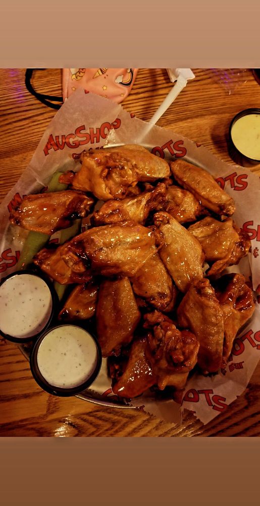 MUGSHOTS GRILL & BAR 129 Photos & 139 Reviews 300 River Highlands