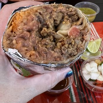 Taqueria Mi Raza - Carne asada burrito- no bueno - Tacos Near Me - Sacramento, California Taqueria Mi Raza - Carne asada burrito- no bueno - Tacos Near Me - Sacramento, California