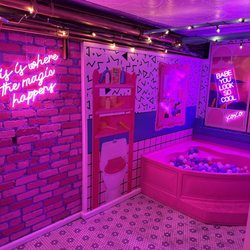 High Tide - Barbie Theme room