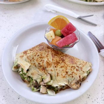 Diamond Cafe - chicken pesto crêpe - Cafes Near Me - San Francisco, California Diamond Cafe - chicken pesto crêpe - Cafes Near Me - San Francisco, California