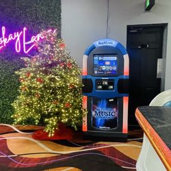 Lokay Lanes - Jukebox