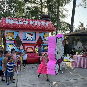 Boogie Bounce - Hello kitty Moonbounce - Bounce House Rentals Near Me Boogie Bounce - Hello kitty Moonbounce - Bounce House Rentals Near Me
