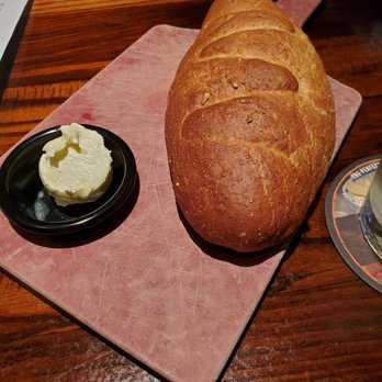 LongHorn Steakhouse - I'm over complimentary bread. Do something new. - Steakhouses Near Me - Warrenton, Virginia