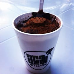 Açaí Artesanal - 90% açaí + 9% cacau em pó + 1% xarope de guaraná