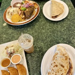 Esmeralda's Cafe - Empanadas, Baleadas de Carne Asada, Tilapia Con Camarones Only Waffle