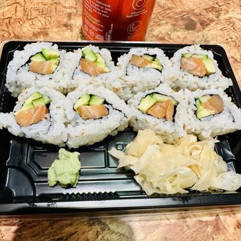 Othello Wok and Teriyaki - Salmon Roll (8pcs) - Chinese Near Me - Seattle, Washington Othello Wok and Teriyaki - Salmon Roll (8pcs) - Chinese Near Me - Seattle, Washington