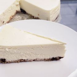 Kat's Kakery - Keto Chocolate Chip Cookie Crust Cheesecake