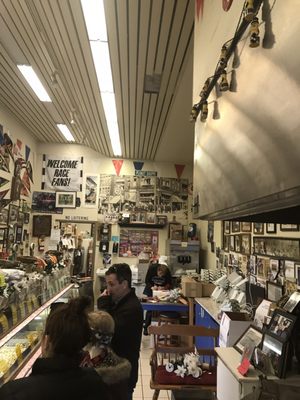 Photo of Peanut Shoppe - Akron, OH, US. 23 November 2018.