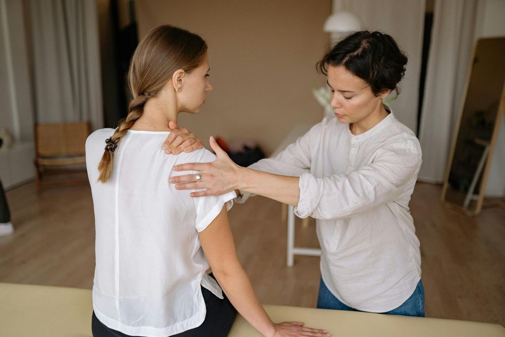 Pelham Massage Therapy & Osteopathy Clinic Logo