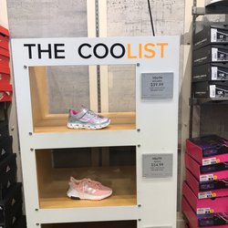 DSW Designer Shoe Warehouse