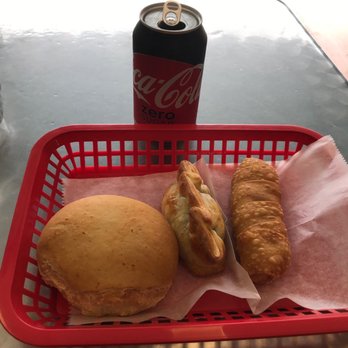 Charlotte Bakery - Colombian cheese bread, Argentinian spinach and ricotta, and guava and cheese - Bakeries Near Me - Miami Beach, Florida Charlotte Bakery - Colombian cheese bread, Argentinian spinach and ricotta, and guava and cheese - Bakeries Near Me - Miami Beach, Florida