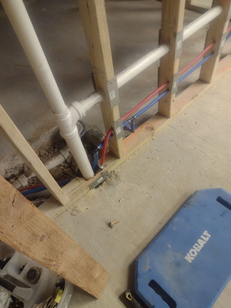 Slide of Plumbums Services