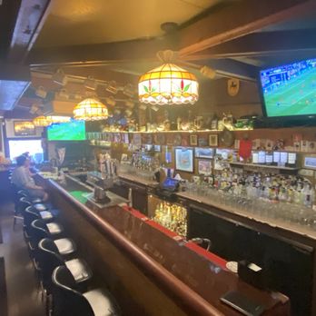 Laschet's Inn - Cool German pub vibe w/great food - German Near Me - Chicago, Illinois