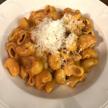 Constantine - Mediterranean Near Me - Toronto, Ontario