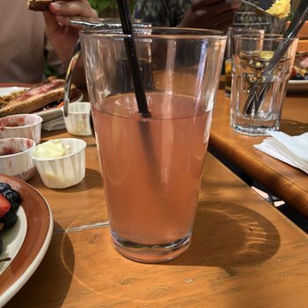 Northern Lights Lounge - MIMOSAAAA - Lounges Near Me - Detroit, Michigan