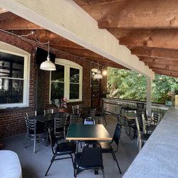 Mill River Tavern