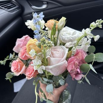 Ciat Flower - Florists Near Me - Fullerton, California