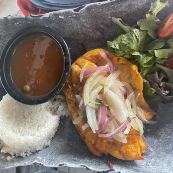 El Cayo - Pollo pechuga con arroz y habichuelas - Caribbean Near Me - Fajardo, Puerto Rico El Cayo - Pollo pechuga con arroz y habichuelas - Caribbean Near Me - Fajardo, Puerto Rico