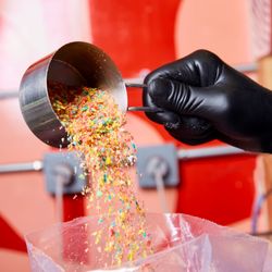 Bon Bon Bon Downtown Detroit - Killer Cereal filling!