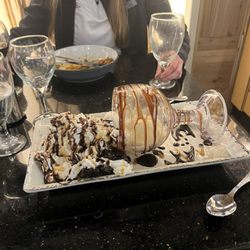 COCO's Cafe & Wine Bar - Brownie Explosion