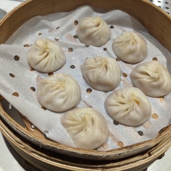 Supreme Dumplings - Szechuan Spicy Xiao Long Bao (8) - Shanghainese Near Me - Bellevue, Washington