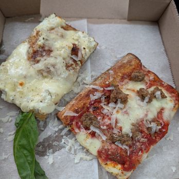 Driftwood Oven - Bianca and Original with Meatballs - Pizza Near Me - Pittsburgh, Pennsylvania Driftwood Oven - Bianca and Original with Meatballs - Pizza Near Me - Pittsburgh, Pennsylvania