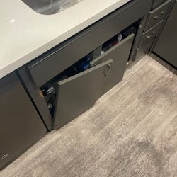 Canyon Properties - Broke cabinet