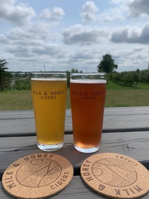 milk&#39;s shop Milk & Honey Ciders, 11738 County Road 51, Saint Joseph, MN