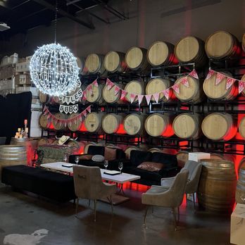 Brochelle Vineyards - Wine Tasting Room Near Me - Paso Robles, California Brochelle Vineyards - Wine Tasting Room Near Me - Paso Robles, California