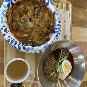 Gama - Seafood pancake and bibingnangmyyn - Korean Near Me - Honolulu, Hawaii Gama - Seafood pancake and bibingnangmyyn - Korean Near Me - Honolulu, Hawaii