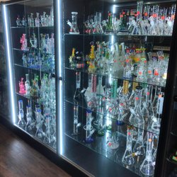 Cloudz Smoke Shop