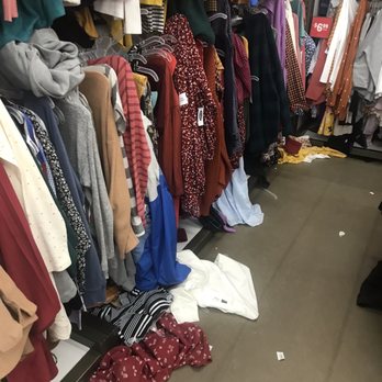 Old Navy - Men's Clothing Near Me - Amherst, New York